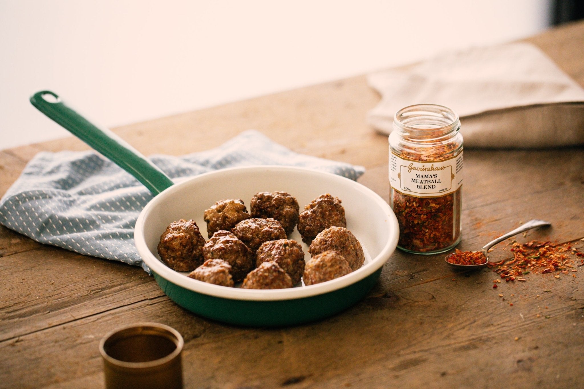 How to Keep Meatballs from Crumbling Gewürzhaus