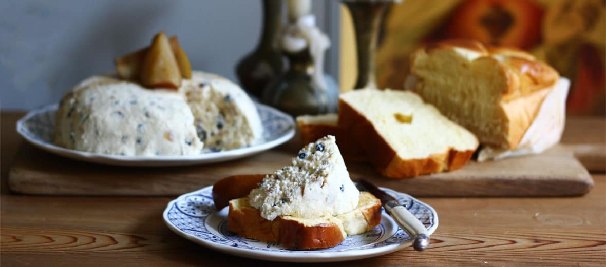 Easter Bun Tea Pashka Recipe