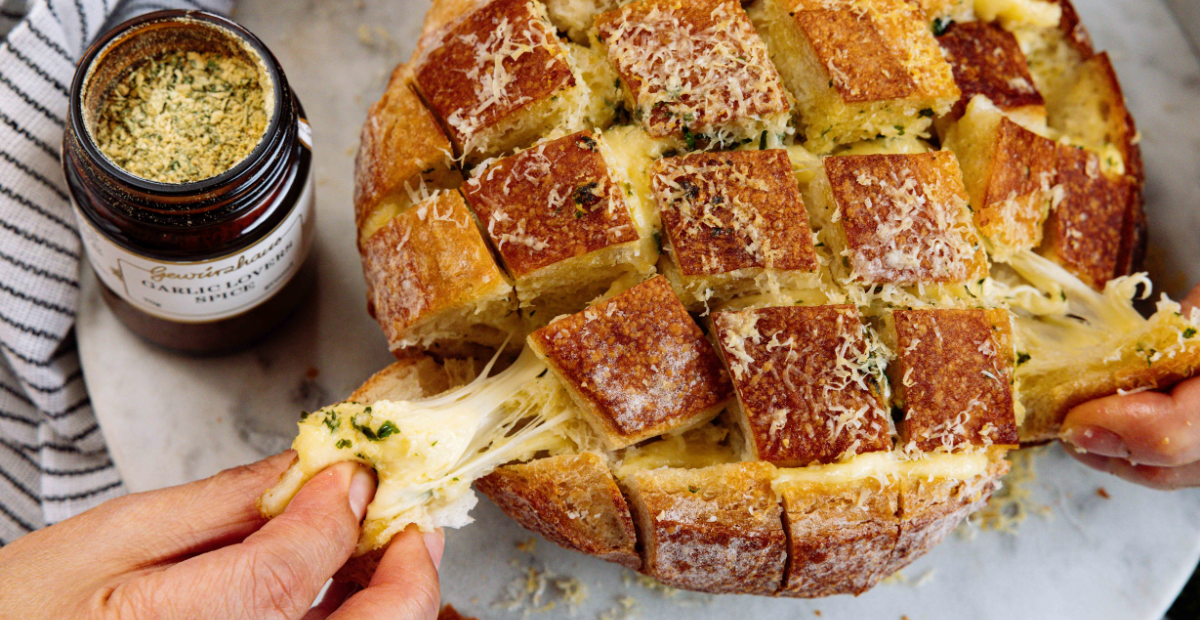 Pull Apart Cheesy Garlic Bread – Gewürzhaus