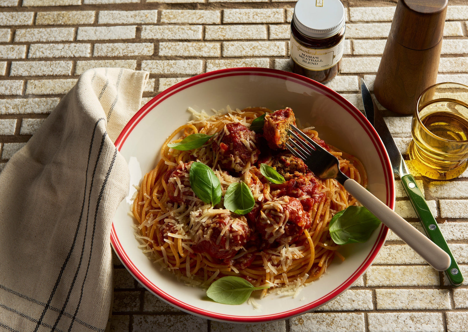 Mama's Spaghetti & Meatballs