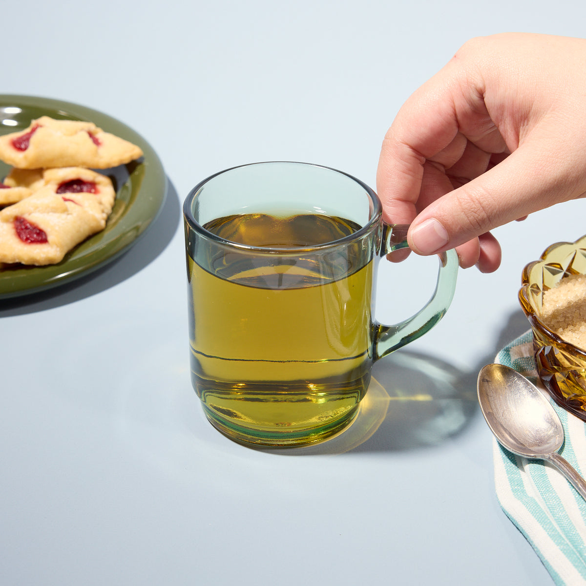 Gewürzhaus - Sage Glass Mug 250mL Lifestyle