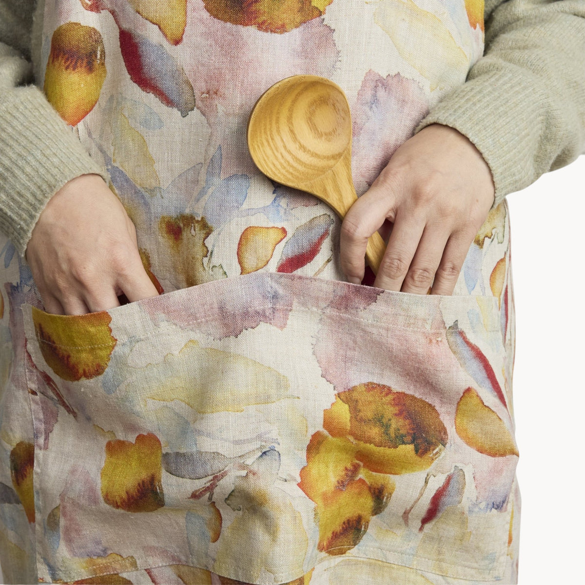 Gewürzhaus - Linen Crossback Apron - Orange Flow on Natural
