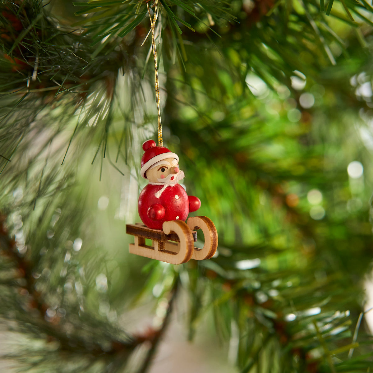 Gewürzhaus - Hanging Ornament, Santa on Sleigh, Multi Coloured (Set of 3)