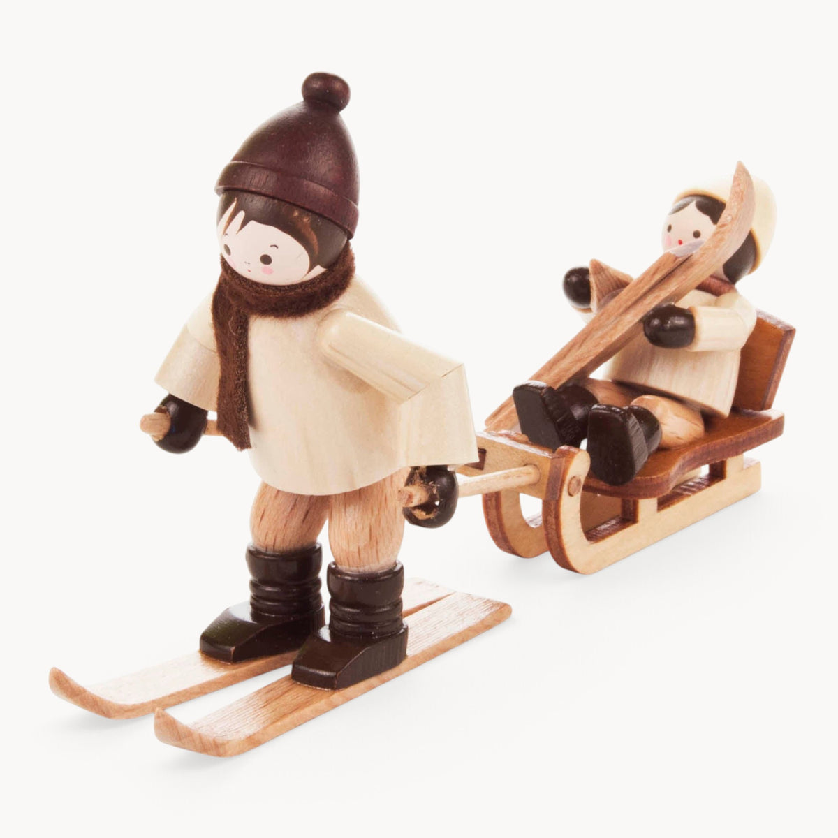 Gewürzhaus - Winter Kids; Skier Pulling Sleigh, Natural