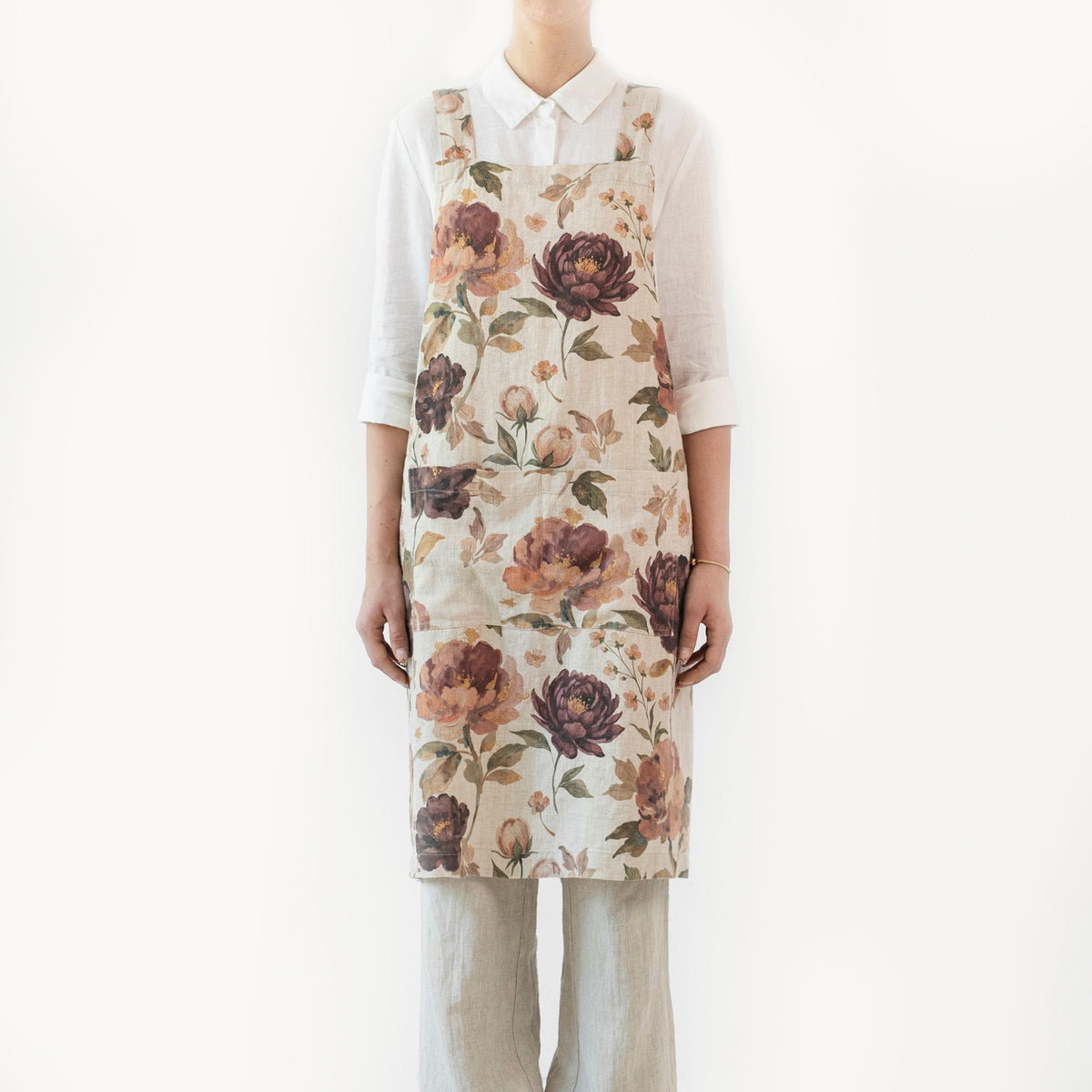 Linen Tales Crossback Apron - Vintage Roses